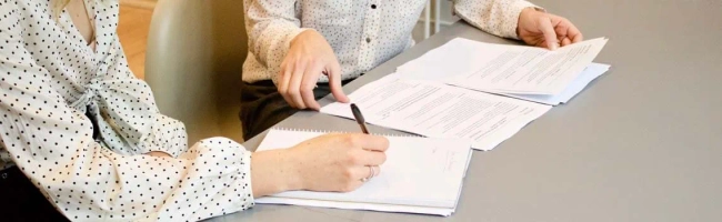 Featured image for Retail banker: job description